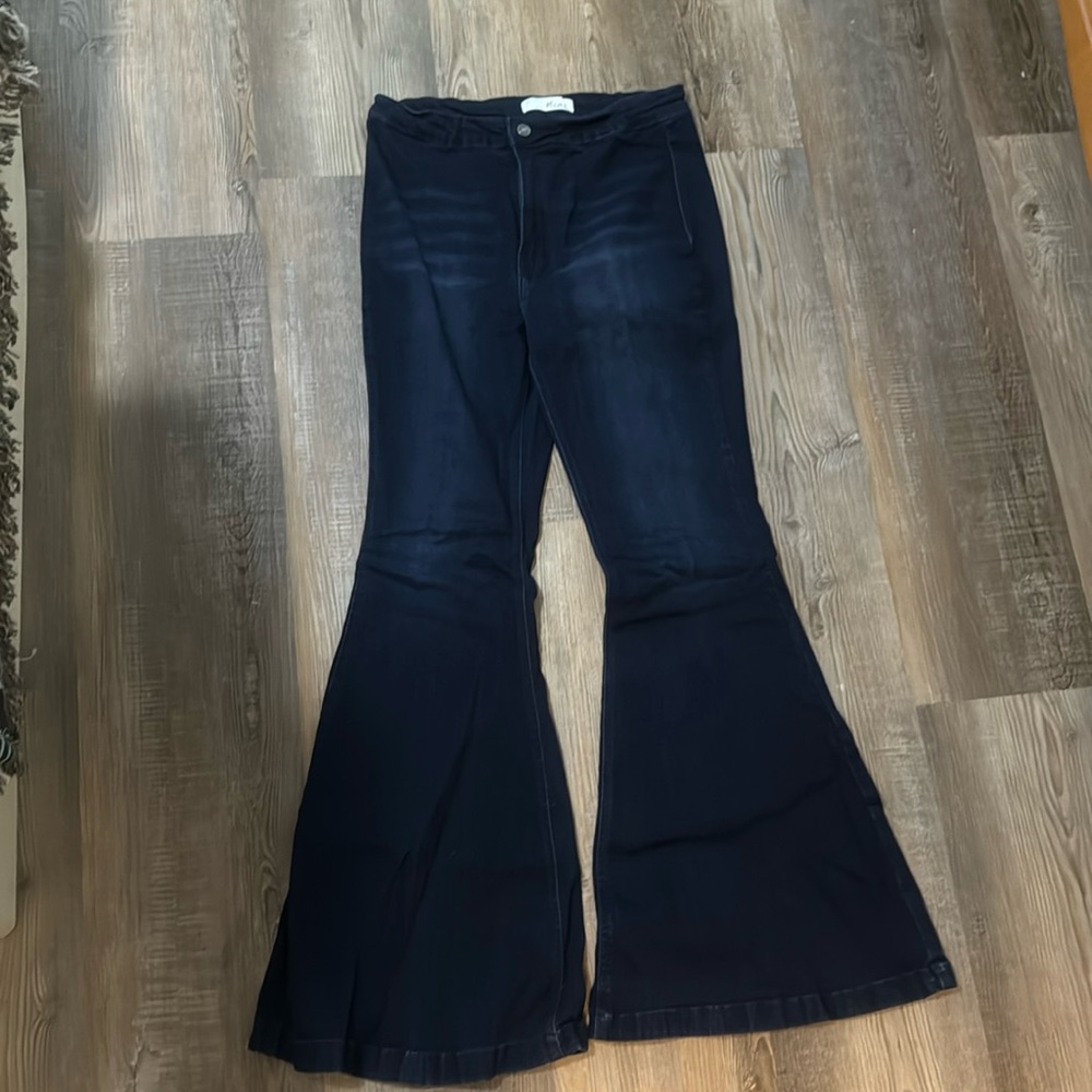 KanCan Flare Jeans